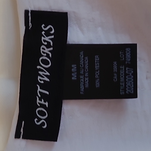 4pc Bundle - Picture 7 of 13